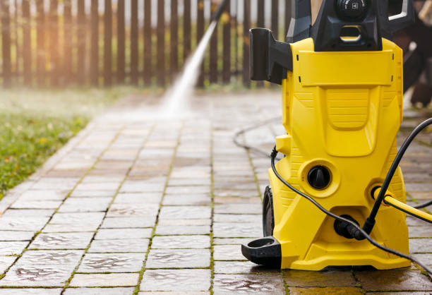Best Sidewalk and Walkway Cleaning  in East Newark, NJ